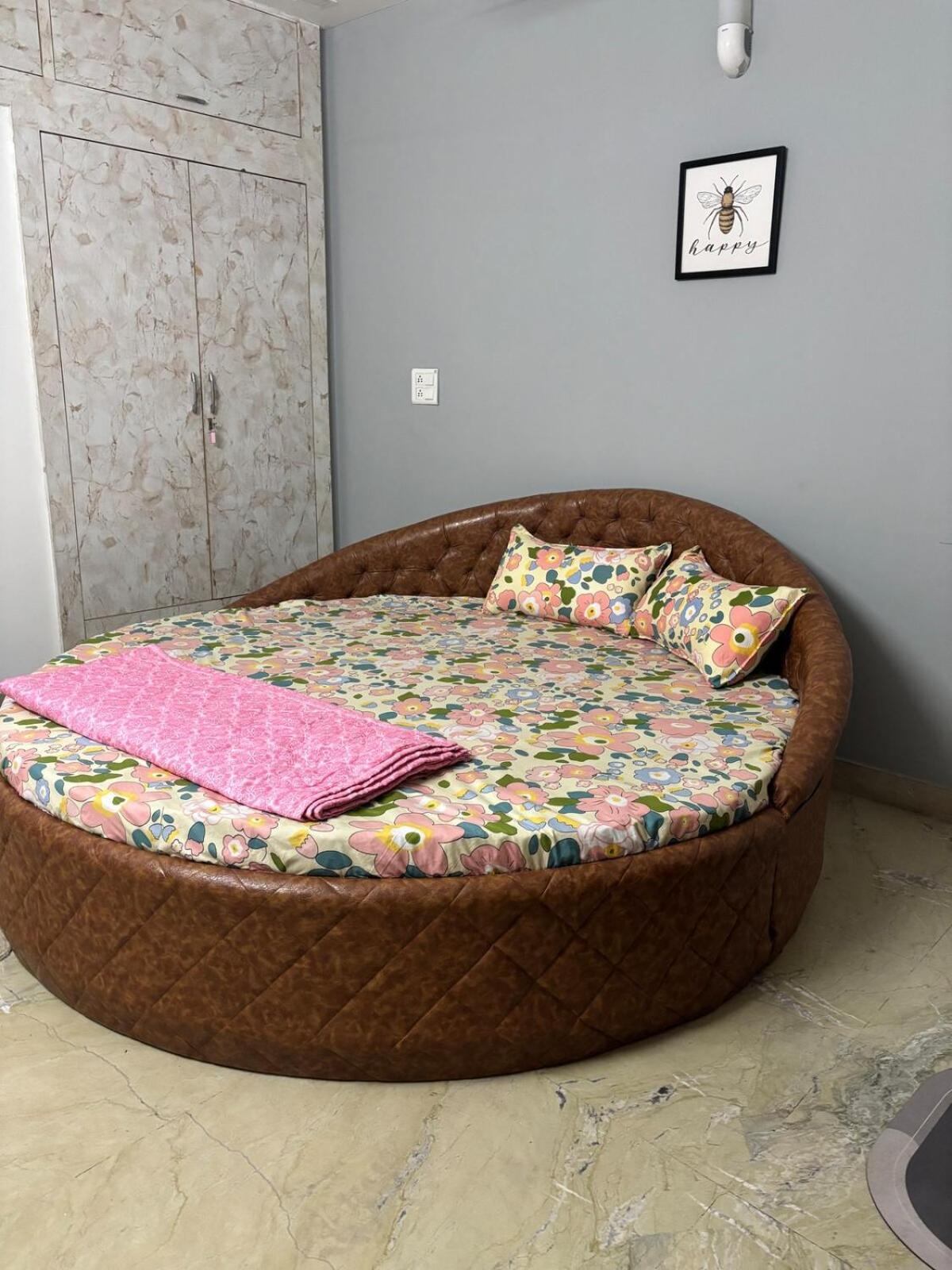 Apartment Luxurious House Near Yashobhoomi *
